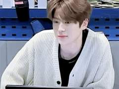 02. 아저씨! 저 좀 키워주세요