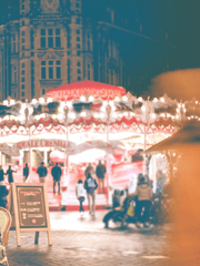 놀이공원에서 일하는데, 지켜야 할 규칙이 너무 많아