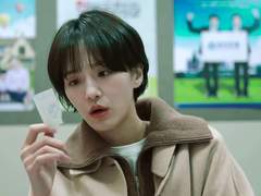 전하지 못한 마음 둘