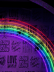 누군가를 사랑 하는 사람들에게