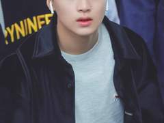 울망울망한 이동혁 고르기