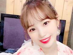 김채원 장원영 김민주 강혜원 권은비