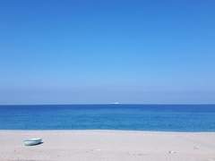 한 계절이 영원할 수는 없는 걸까?