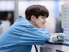 덥뮤다 레전드 공항짤로 3인 3망상