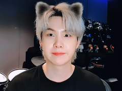 [슈짐]숙취에 몸부림치다 해장하려고 라면들었는데 청혼받는 지민이