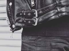 시리무, 시선의 이유