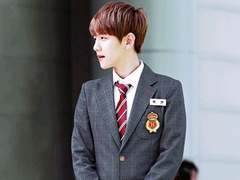 백현 빙의글 - 특수 능력학교 01.