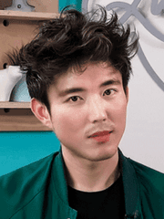 자꾸 신경 쓰이는 민팀장님 보고싶다