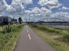 있는 그대로 찬란하던 청춘의 시작이었기에