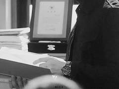 정이라기엔 너무 애틋하고