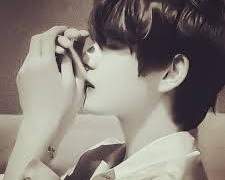 {랩뷔}나의 백지에 널 좀 덧칠했을 뿐인데 정신 차려보니 이미 한 폭의 그림이 돼