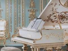 분홍색 토끼 한 마리.