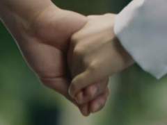 손 잡고 난후의 익송