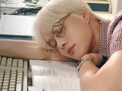 뭐지 캠퍼스물 쓰라는 건가