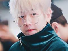 [변백현] 애인 대행 서비스 신청한 사람인데요. 계속 제 애인 해주시면 안 될까요? ;ㅅ;