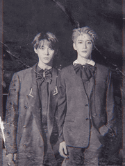 눈 떠보니 양산형 로맨스 판타지 소설 속 조연이 됐습니다