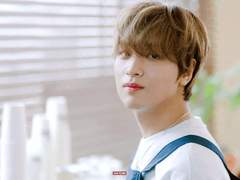 사랑엔 큰 이유가 필요하지 않다 06