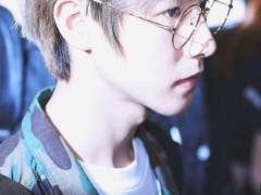 예민한 초콜렛 케이크 황인준