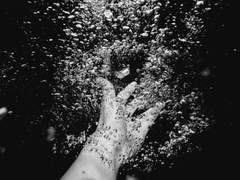 여름은 거짓말 9