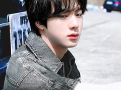 단짝 친구의 친 오빠를 짝사랑하게 되었다 外