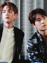 피 터지는 로맨스