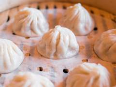 만두와 씻지 못한 몸뚱이와 기쁨