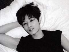 티 안 나게 봤어야지 下