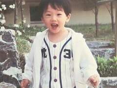 데뷔 6년 차에 아직 20살인 아이돌이 있다?