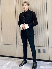 로건으로 짧은 상상...