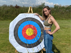 브리 라슨, 친절해보이려고 다른 사람을 기쁘게 하는 것이 왜 '가치가 없는지'에 대해 이야기하다