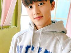 어서오세요 Cafe J에, 5