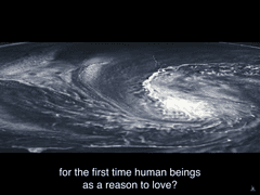 나는 나를 소모한다 내가 짠 실 위에서