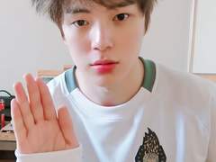 원숭이 나무에 떨어져 下