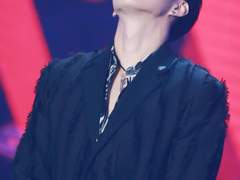 [시우민 빙의글] 흰앵초 中 , 下