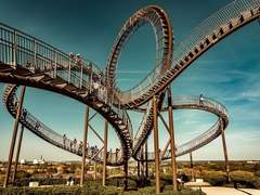 지금은 기다려야할 때