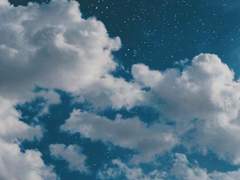 넘실대던 푸른 하늘은 은빛으로 물들고