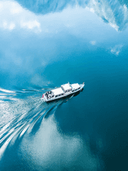 그 유리병 속에는