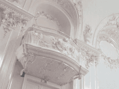 사랑과 결혼은 원래 거리가 먼 단어