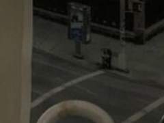 비 오는 날 싸구려 우산을 나눠쓰던