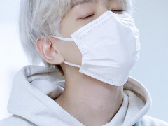 맏 백, 어질 현 06