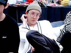 [정호석] 강아지 산책하다 썸탄 남자가 알고 보니 대슈스인 경우 13