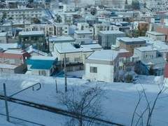 사랑, 나는 멀리 이곳에