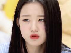 칠월은 낮선 사람과 여름