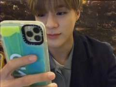 이제노랑 폰이 바뀌었는데 talk +