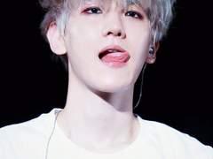 [변백현] 책임져야지.