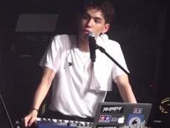 연하호구공 너무 제 눈앞에 있는 거 아니에요?