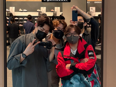 너네들 오랜만이야..