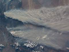 그 겨울, 흰 물결이 내리쳤다