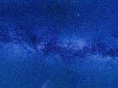 추운 날의 가장 빛나는 별은