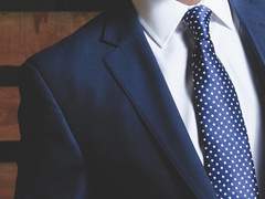 뷔슈_그 남자의 뒷태